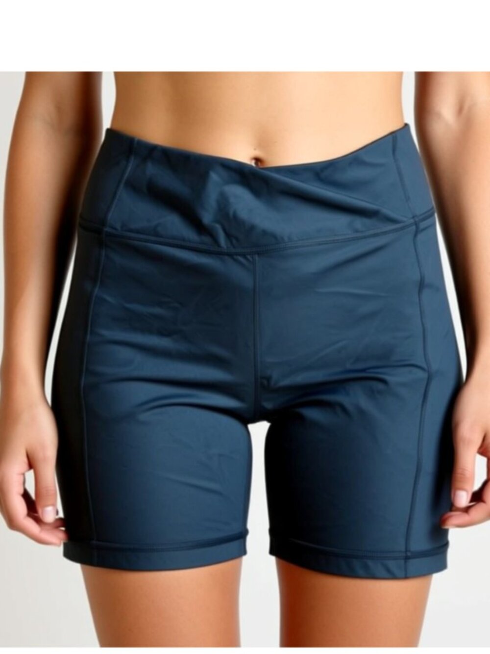 Danskin athletic shorts, size Large, Black (C22)